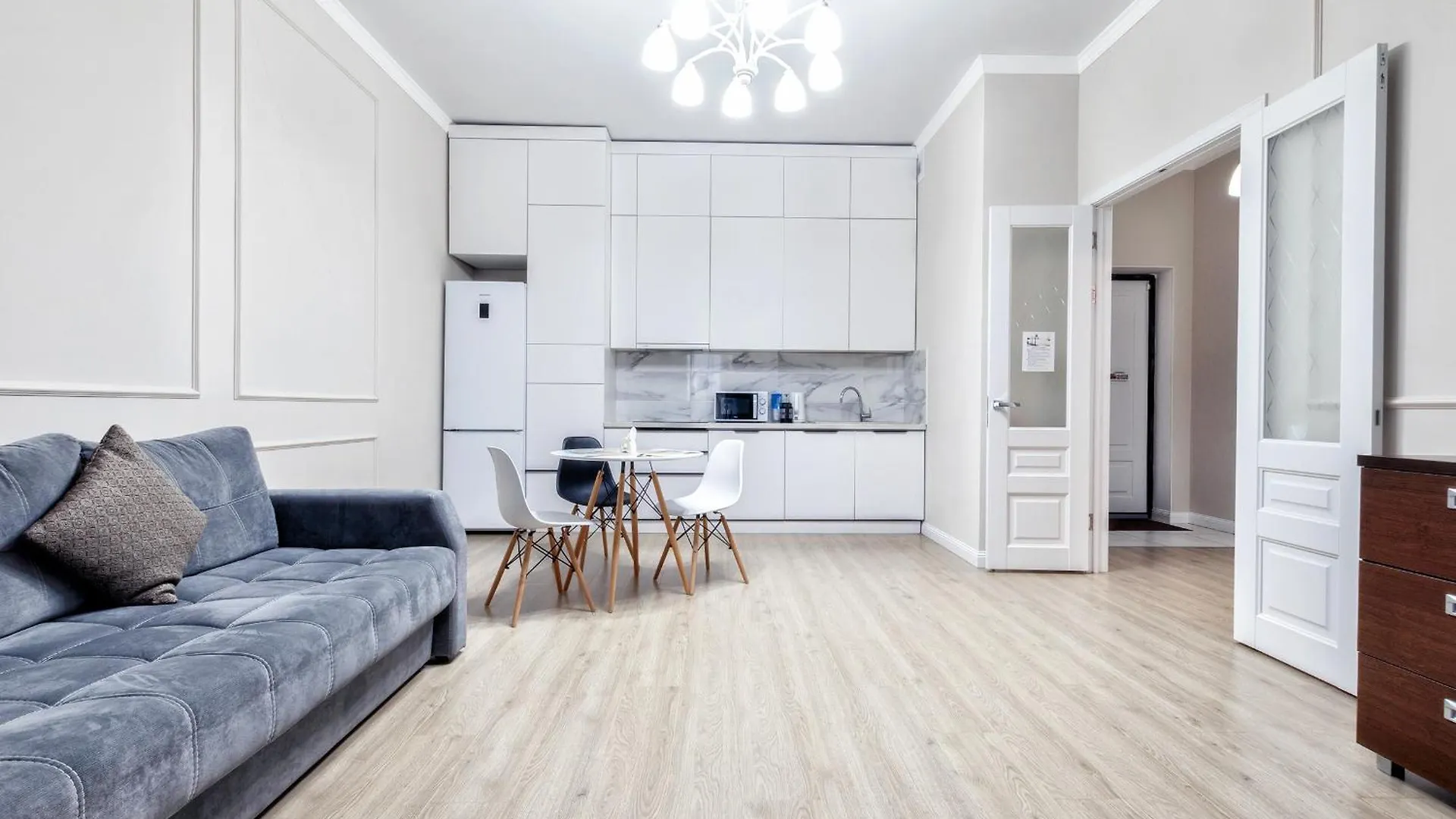 Raisson Aparthotel H163 Хан Шатыр Αστάνα